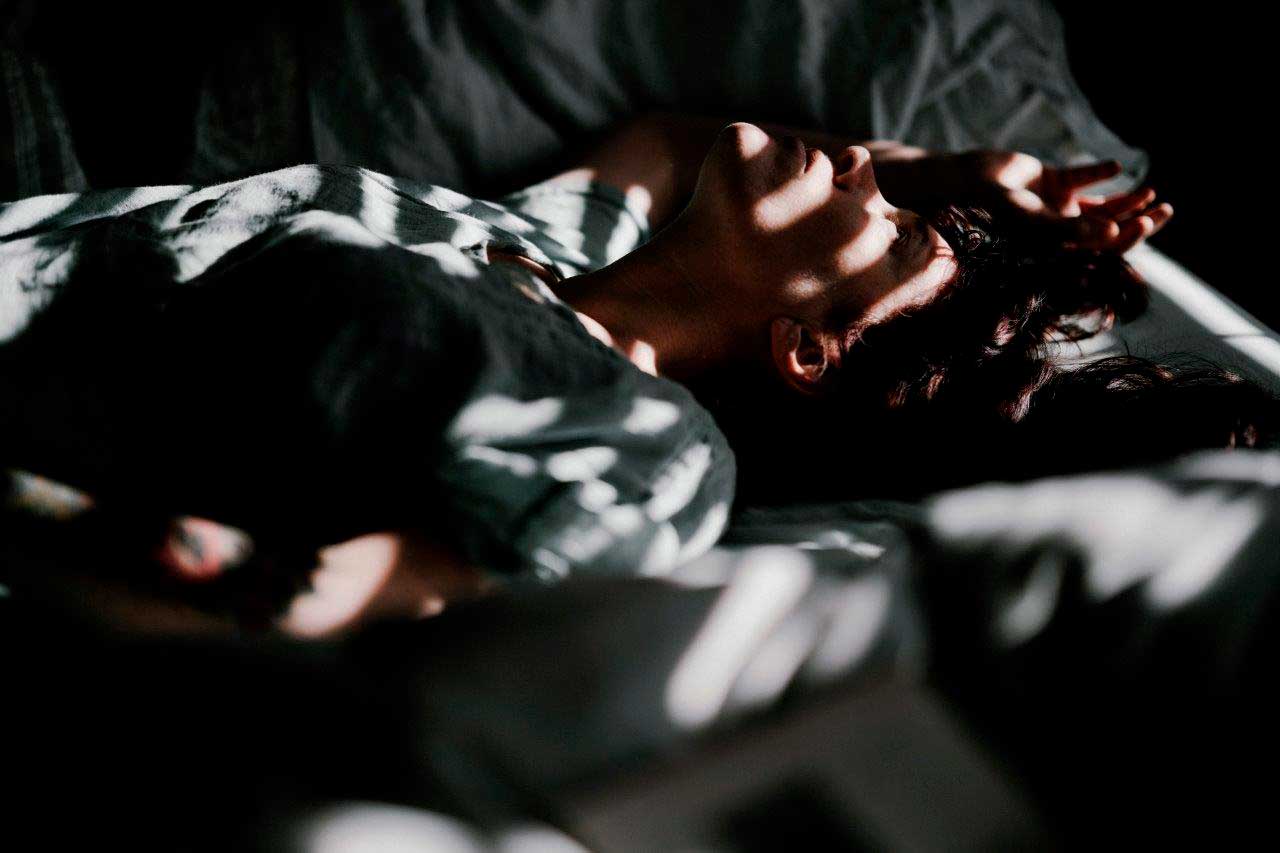 Comment dormir pour améliorer la circulation sanguine : 6 conseils simples et efficaces
